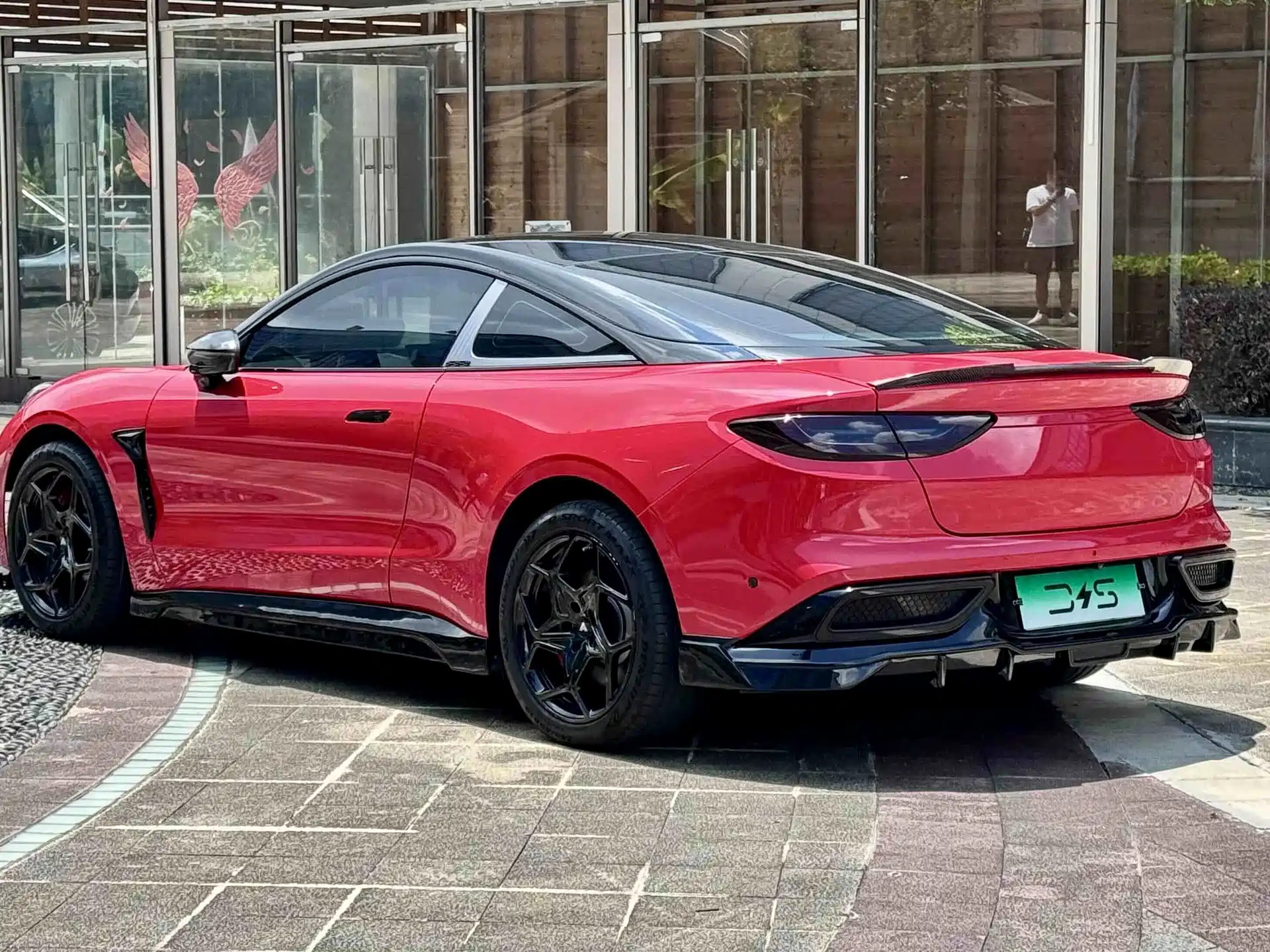 Фото 18 - Nezha Auto Nezha GT