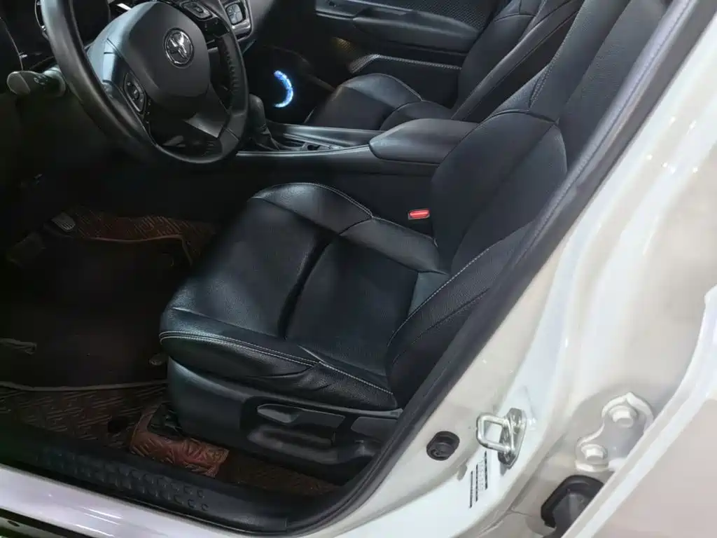 Toyota IZOA 2022 2021 2.0L Yixiang Edition