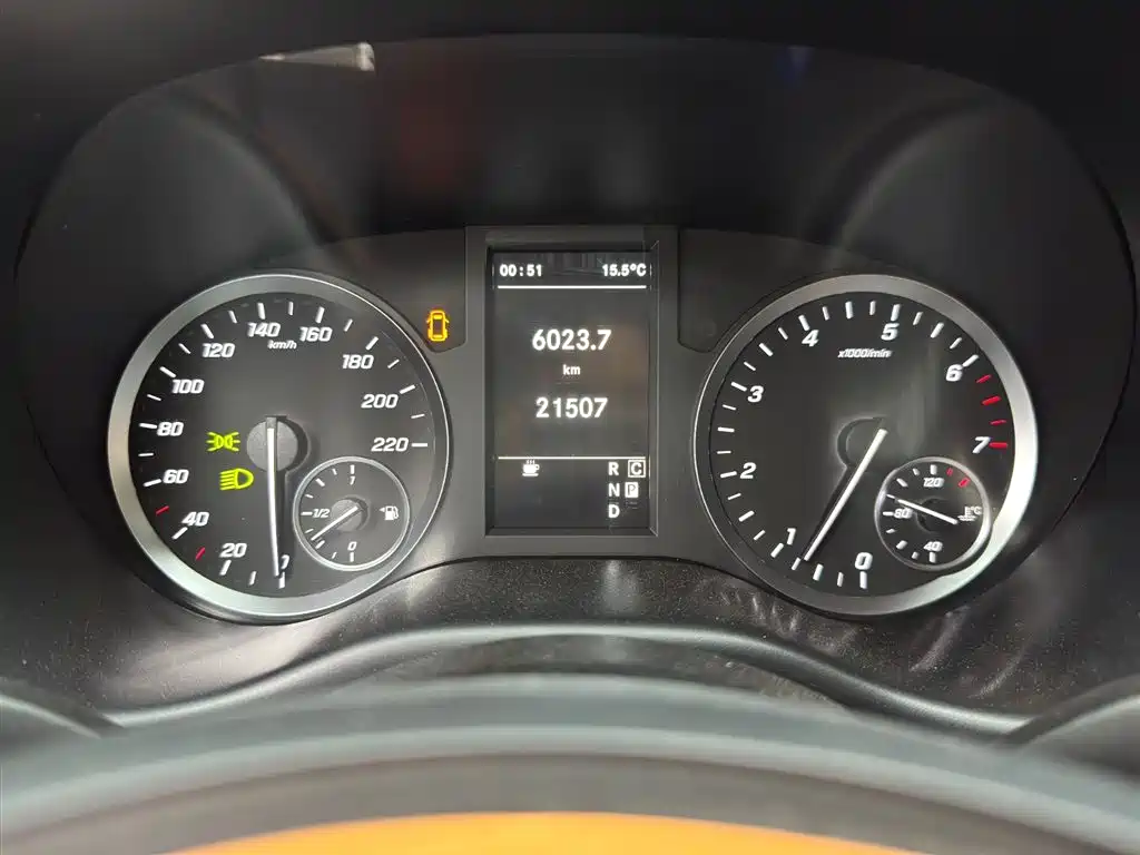 Mercedes-Benz Vito 2024 2.0T Elite Edition 7-Seater фото 16