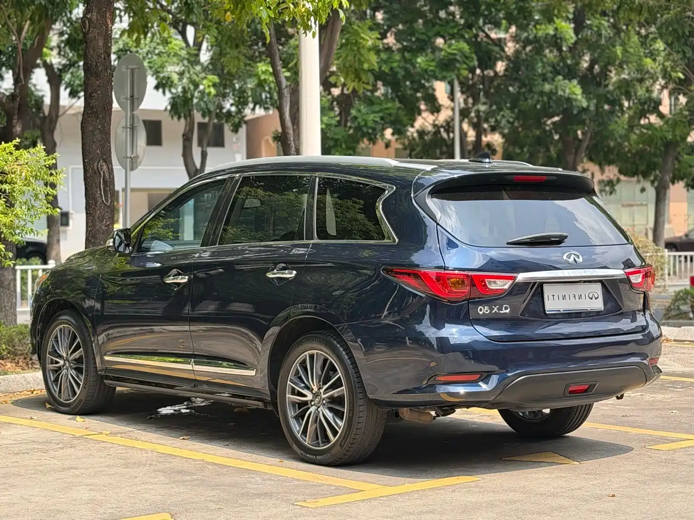 Infiniti QX60 (Import) 2021 2020 2.5 S/C Hybrid 2WD Excellence Edition