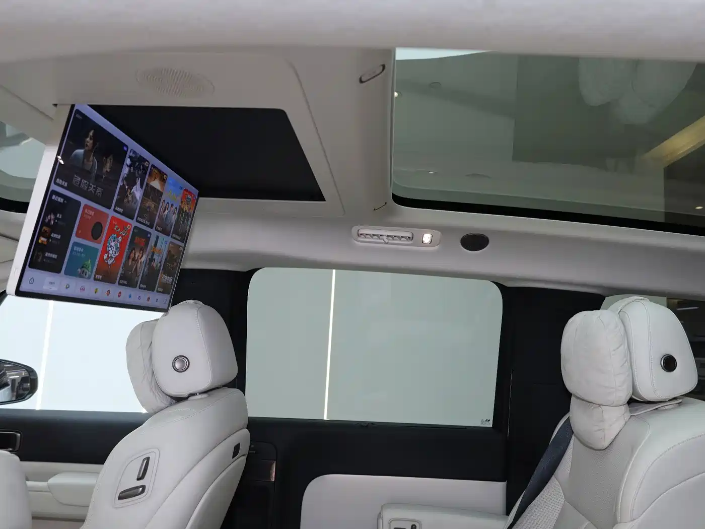 Li Auto MEGA 2025 2025 Model Home Family Special Edition