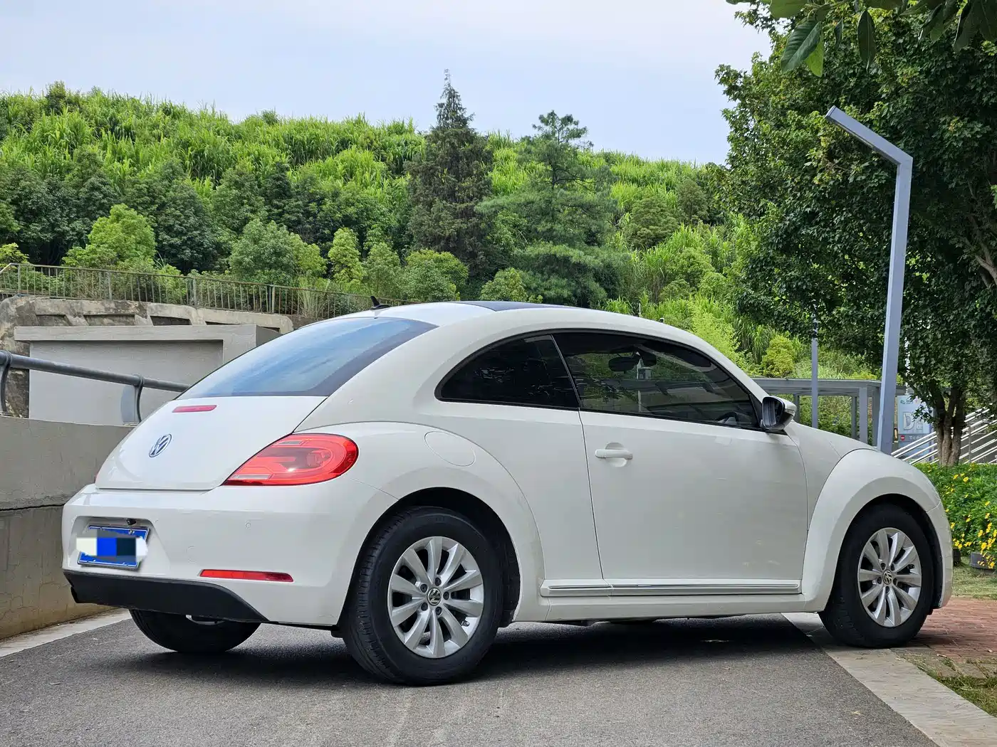 Volkswagen Beetle 2014 1.2TSI Comfort Edition фото 6
