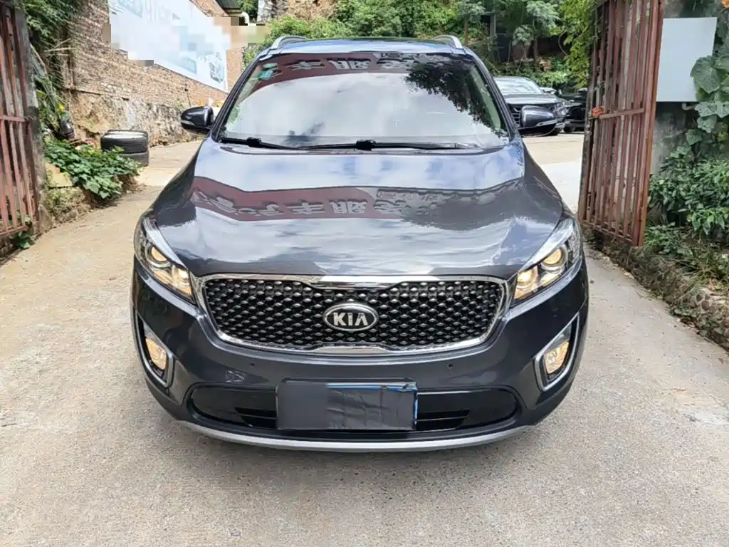 Kia Sorento 2016 2015 Sorento L 2.4L Gasoline 4WD Elite 7-seater China IV