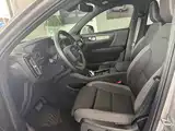 Фото 9 - Volvo XC40