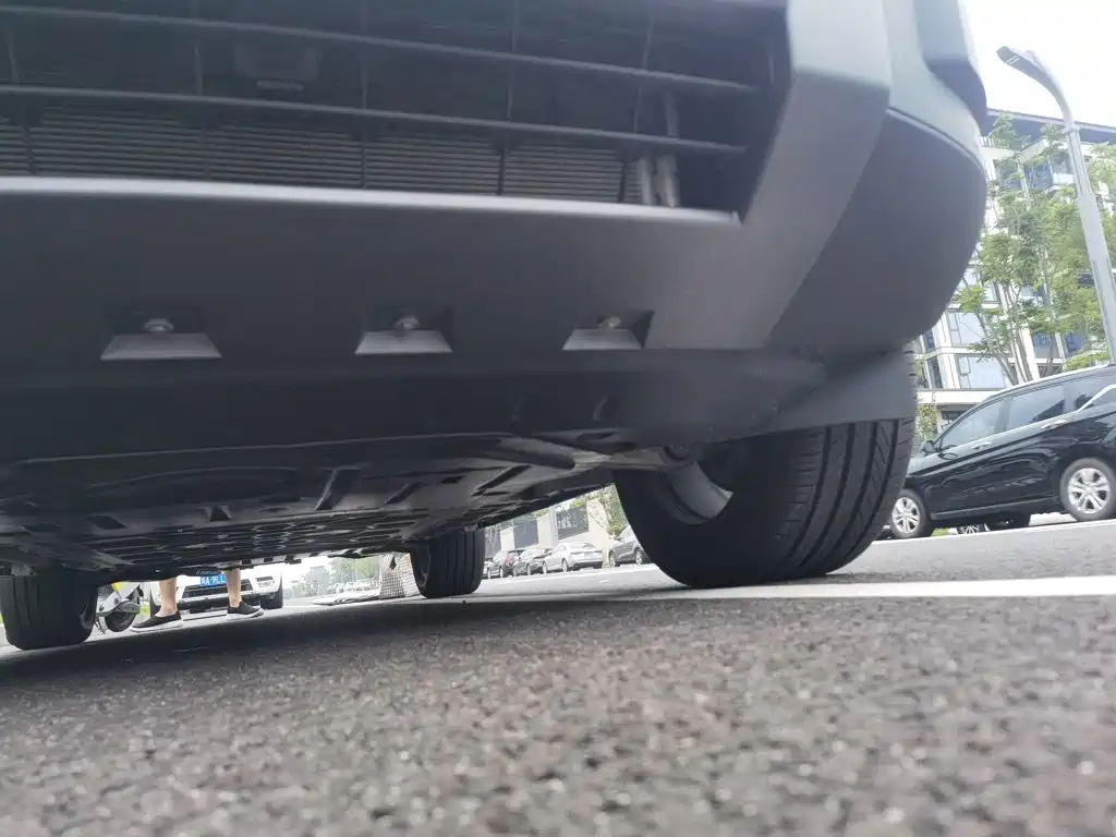 Fang Cheng Bao Titanium 7 2026 2025 AWD Base Model