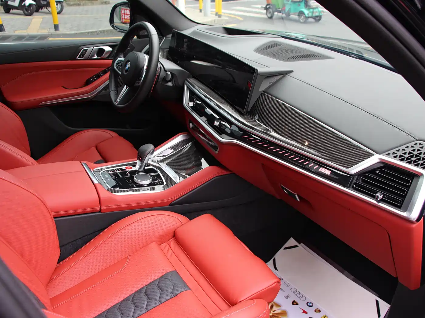 BMW X5 M 2023 Model X5 M Thunder Edition фото 9