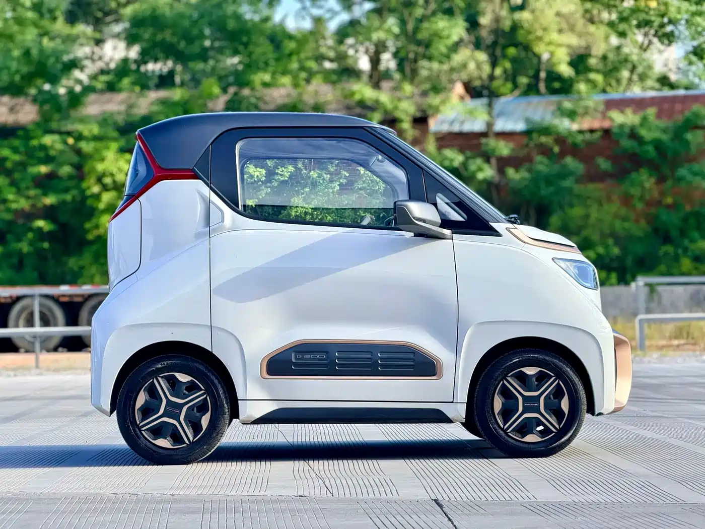 Baojun E200 2020 2020 305KM Smart Edition