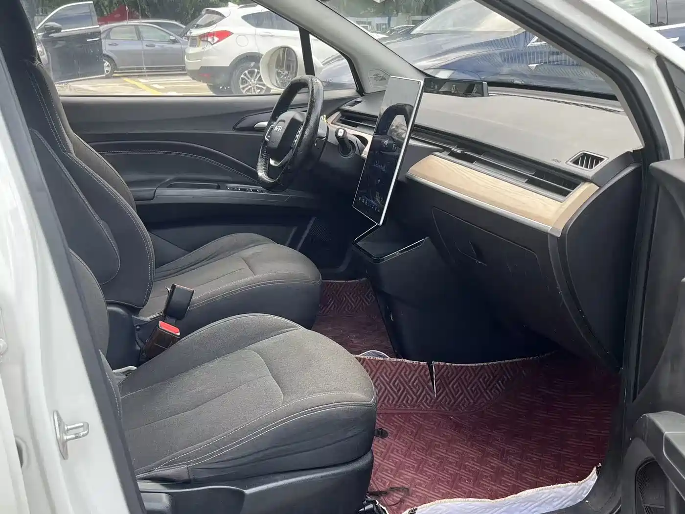 Nezha Auto Nezha V 2020 2021 Standard Range Entertainment Edition