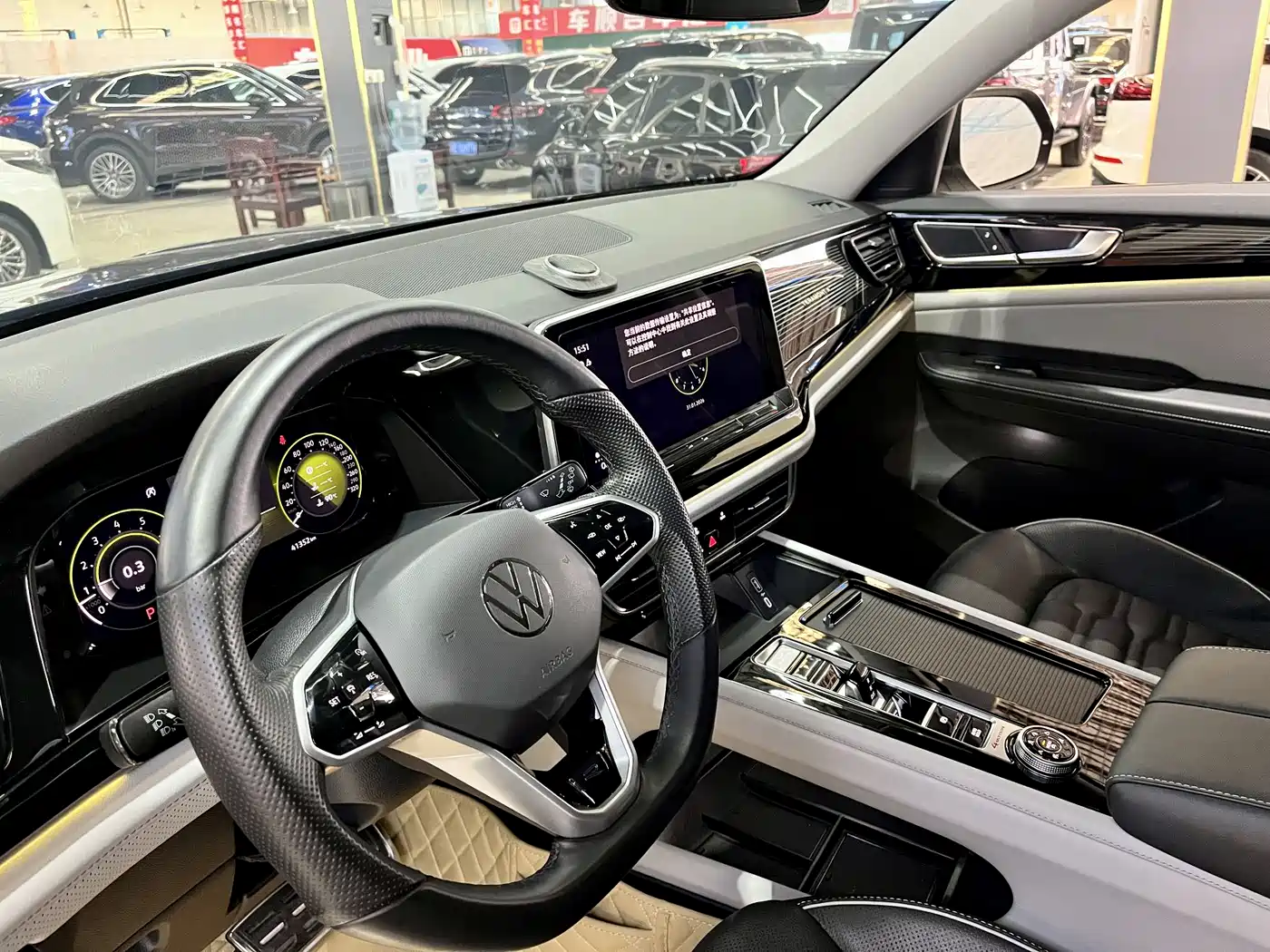 Volkswagen Teramont 2022 Teramont X 380TSI 4MOTION Midnight Limited Edition фото 8