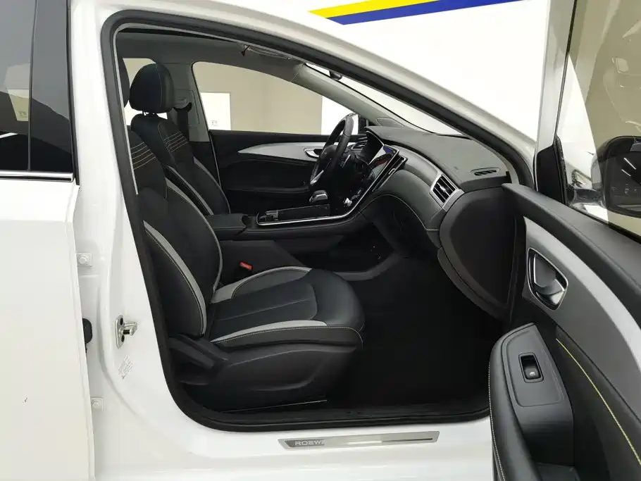 Roewe i6 MAX 2021 2020 300TGI Auto Cool Panoramic Sunroof Edition