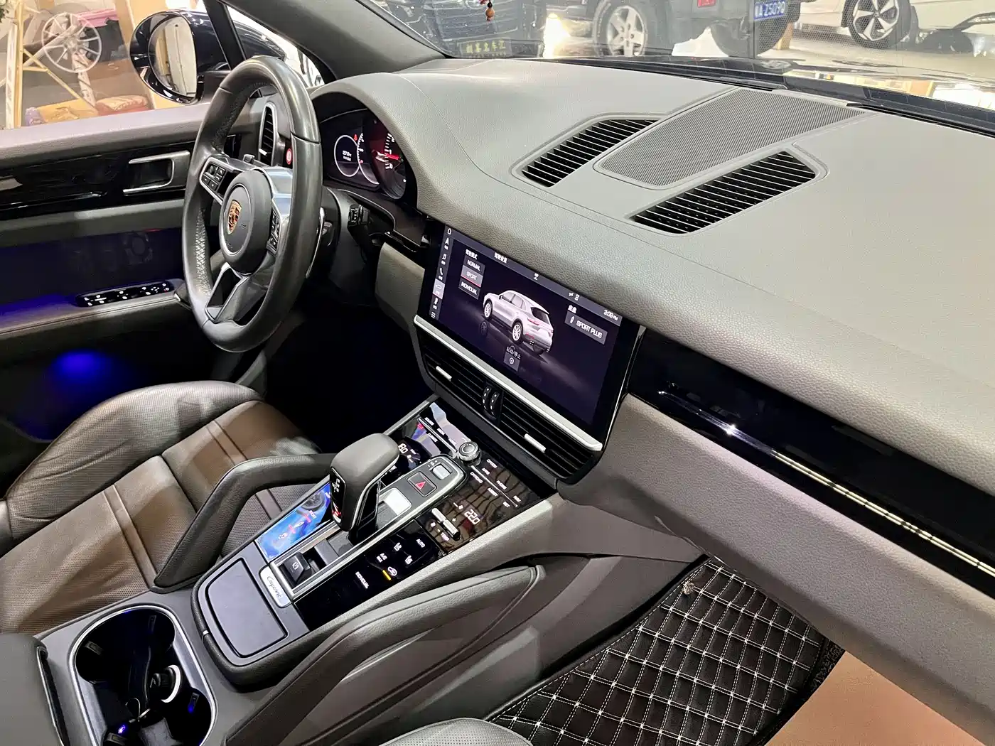 Porsche Cayenne 2018 Cayenne 3.0T фото 10