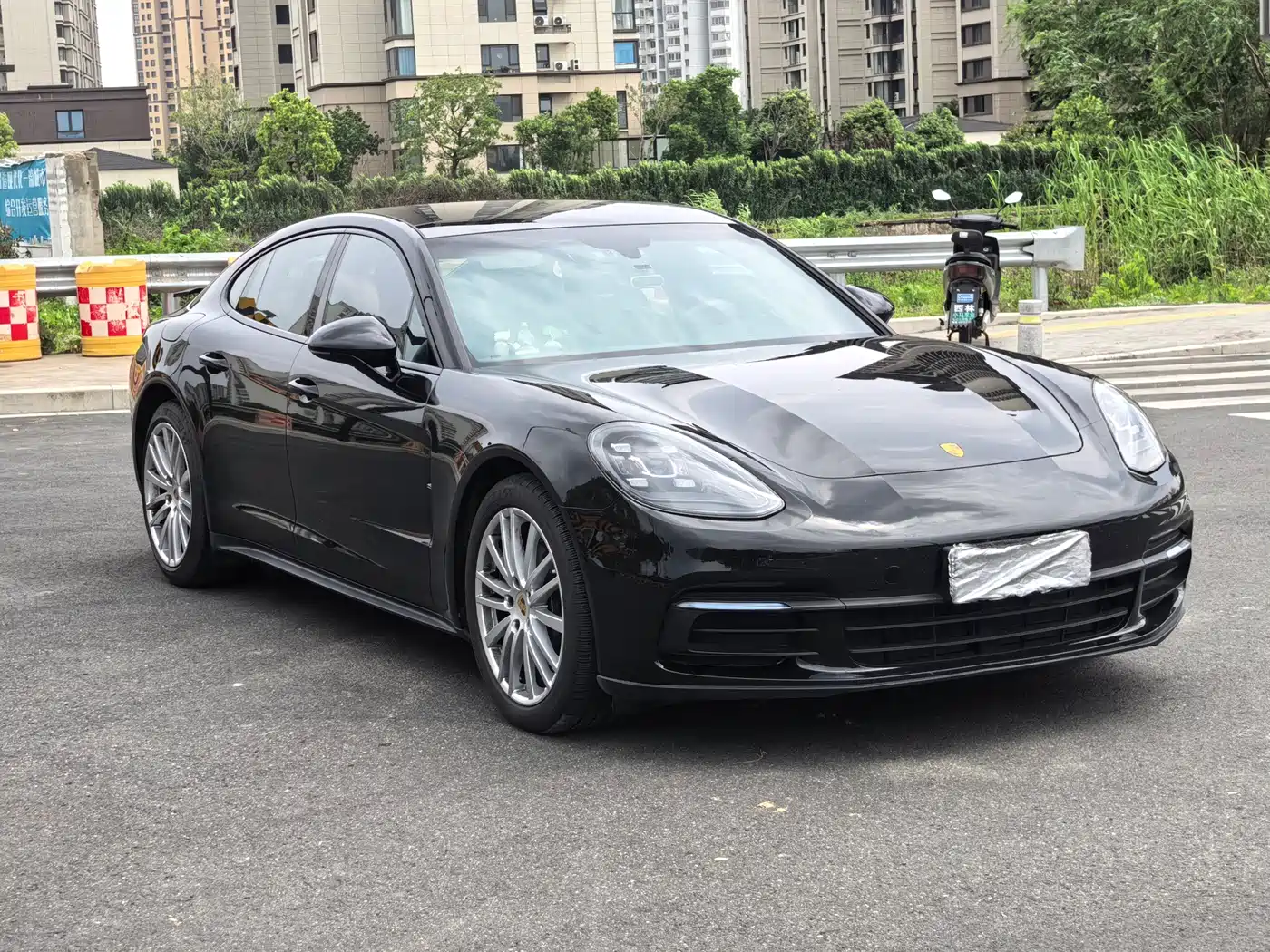 Porsche Panamera 2017 Panamera 3.0T фото 3
