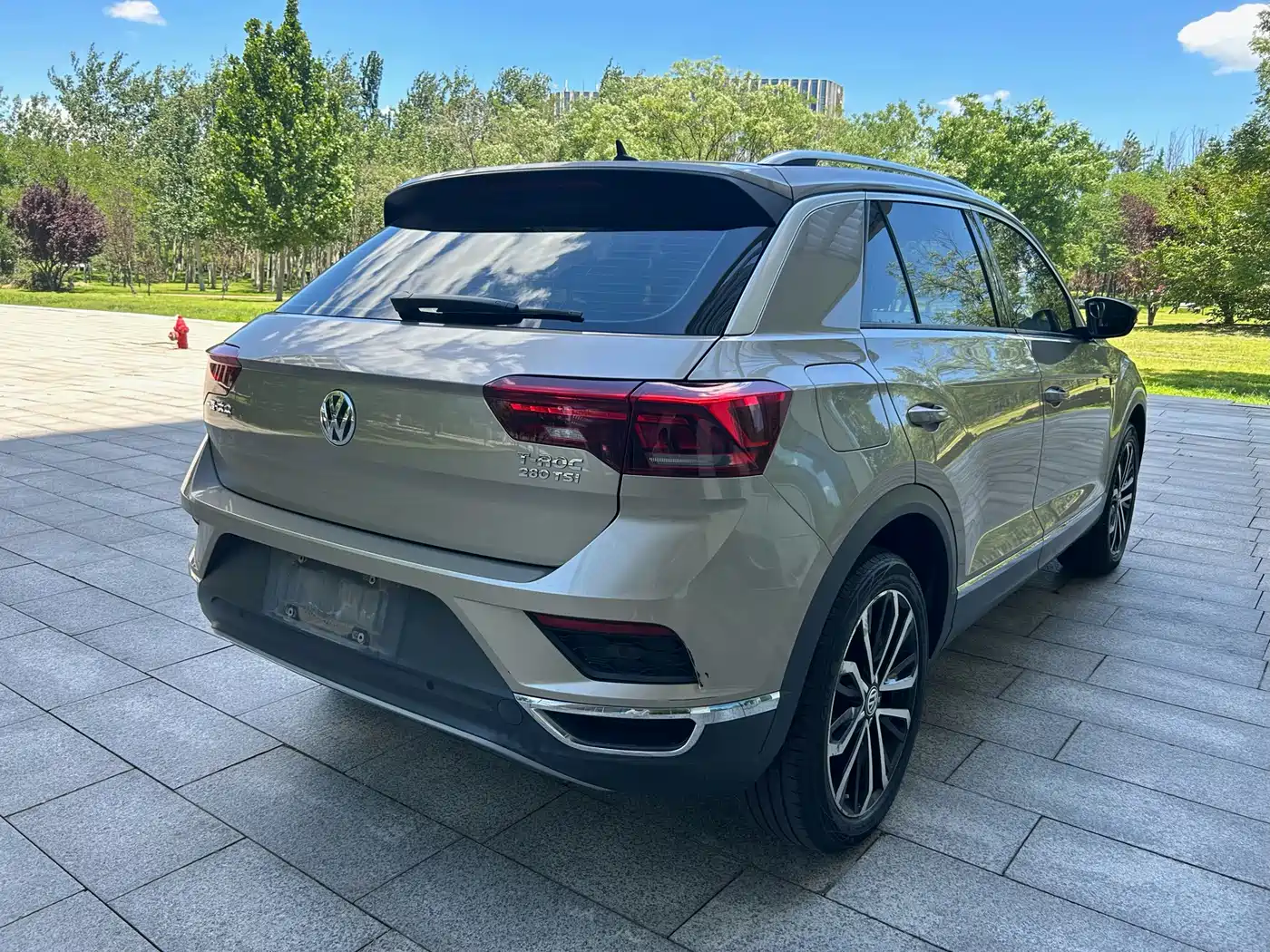 Фото 4 - Volkswagen T-ROC
