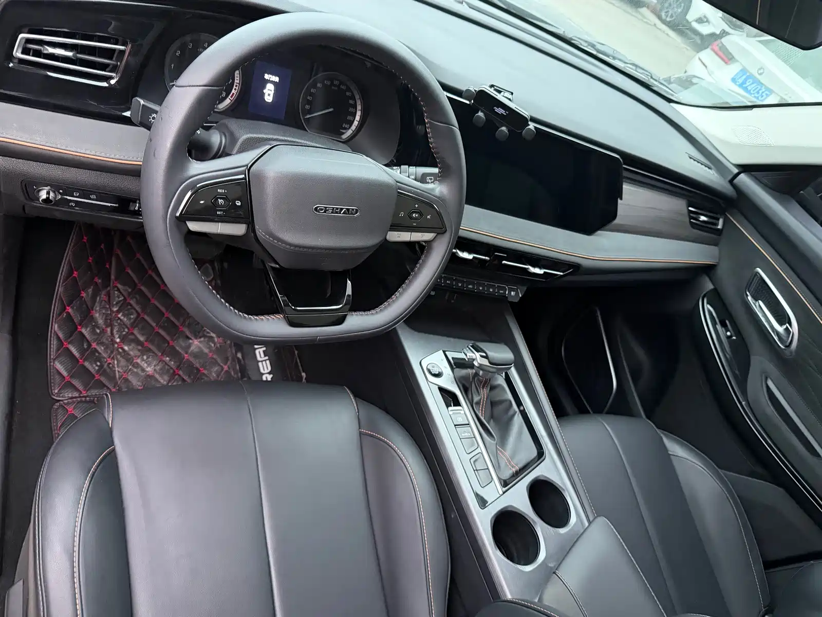 صورة 15 - Changan Oshan X7 PLUS