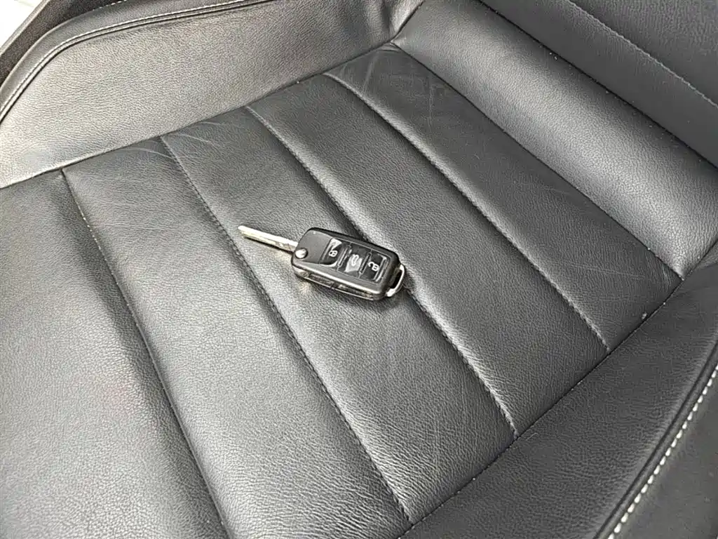 Volkswagen Lavida 2017 1.6L Manual Comfort Edition фото 9