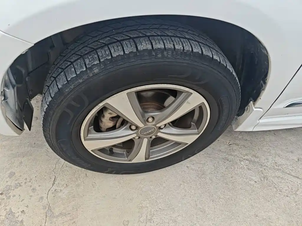Фото 23 - Haval H6