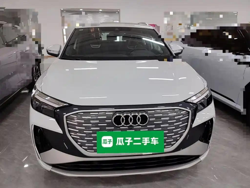 Audi Q4 e-tron 2025 2024 40 e-tron Creation Edition