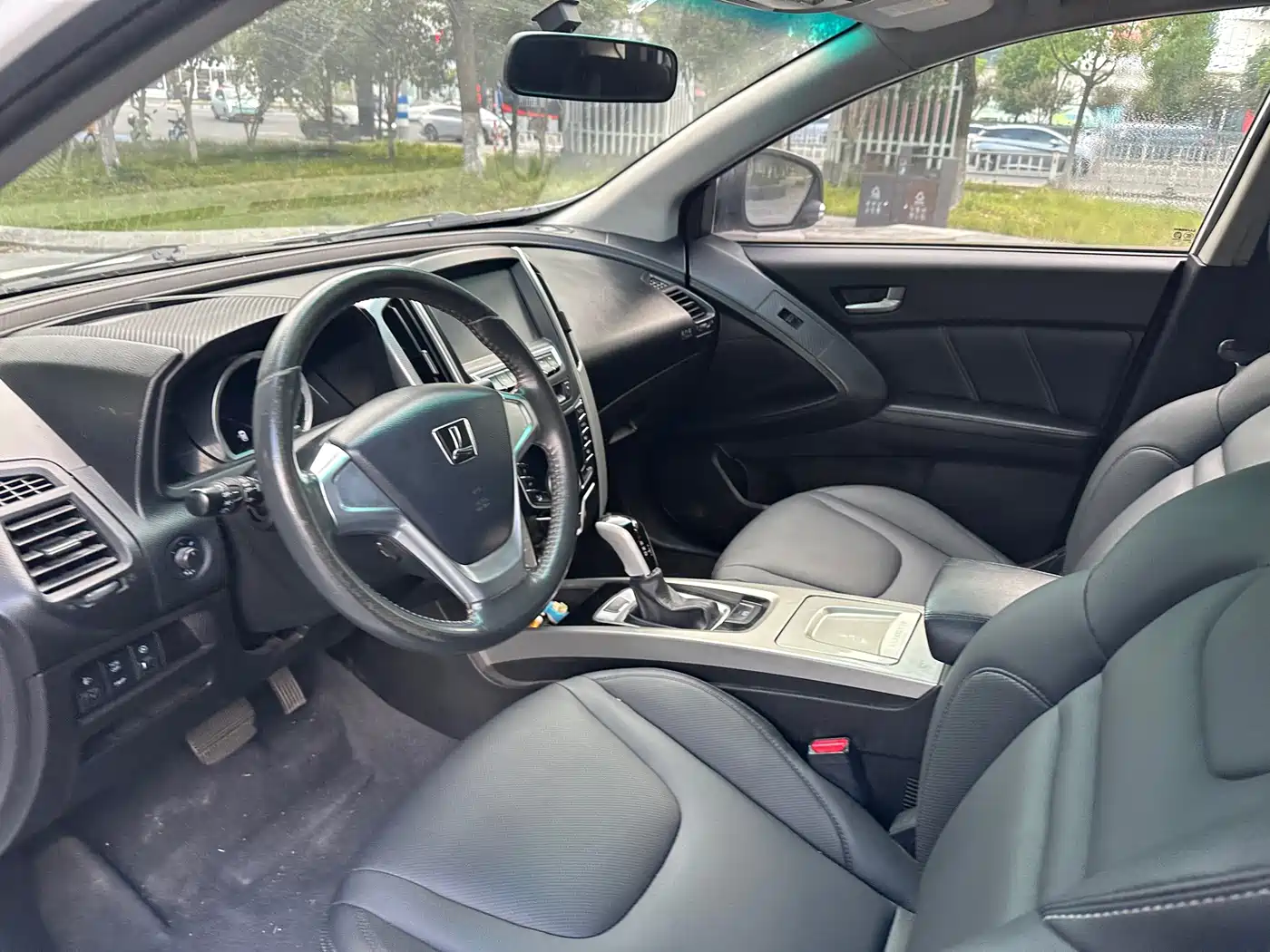 Luxgen U6 SUV 2015 2015 1.8T Fashion Edition