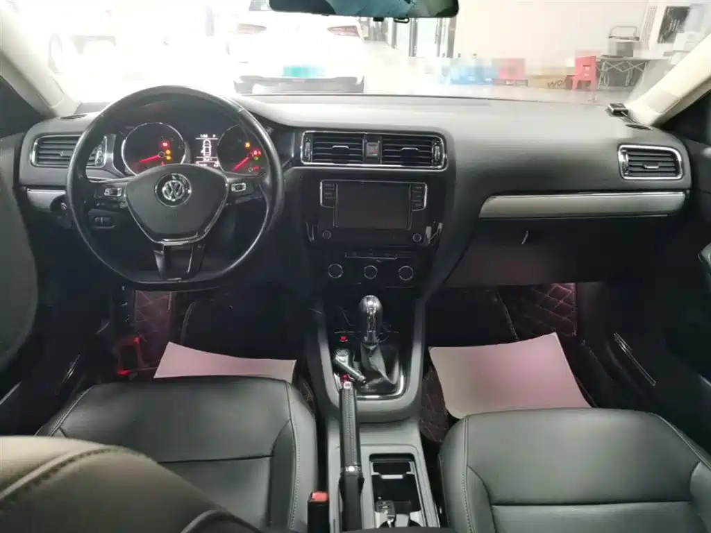 Volkswagen Sagitar 2018 280TSI DSG Comfort фото 10