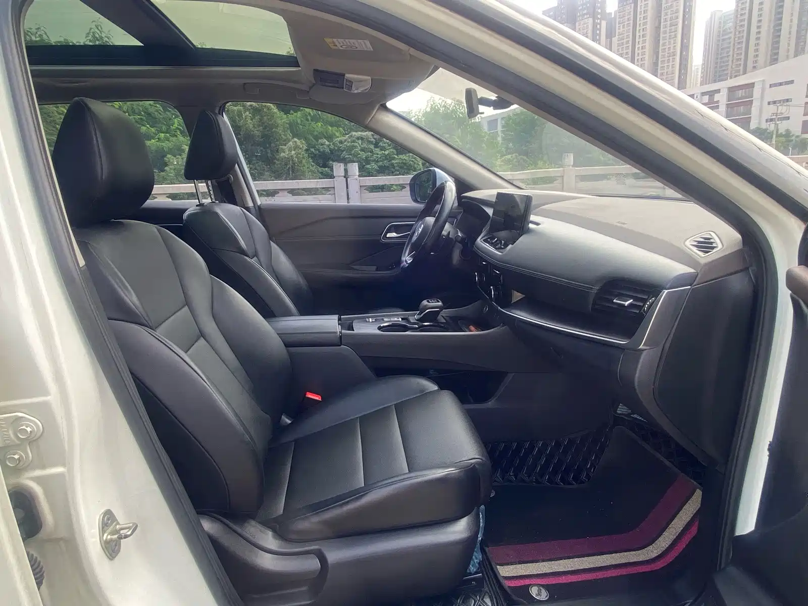 Фото 6 - Nissan X-Trail