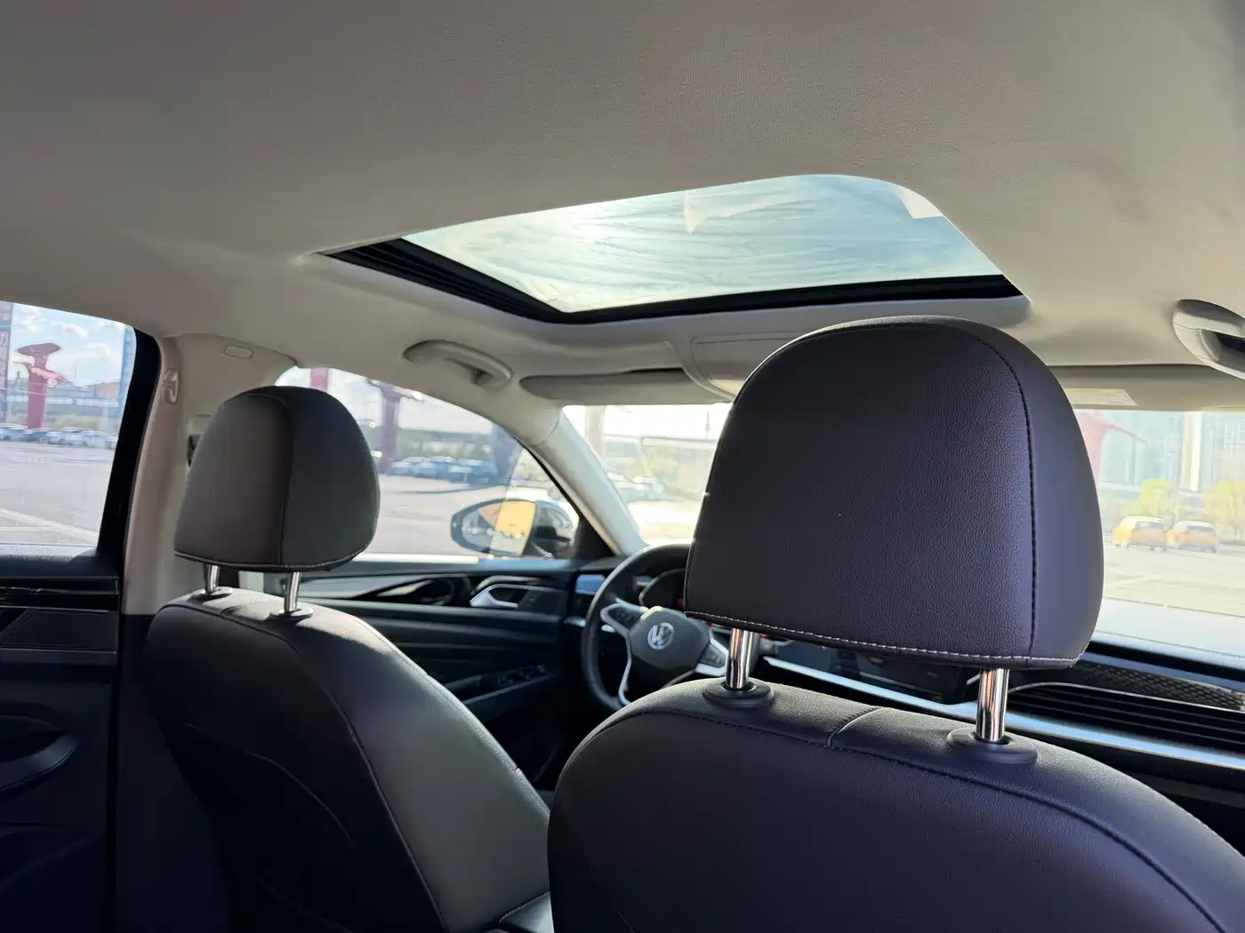 Volkswagen Passat 2022 280TSI Elite Edition фото 20