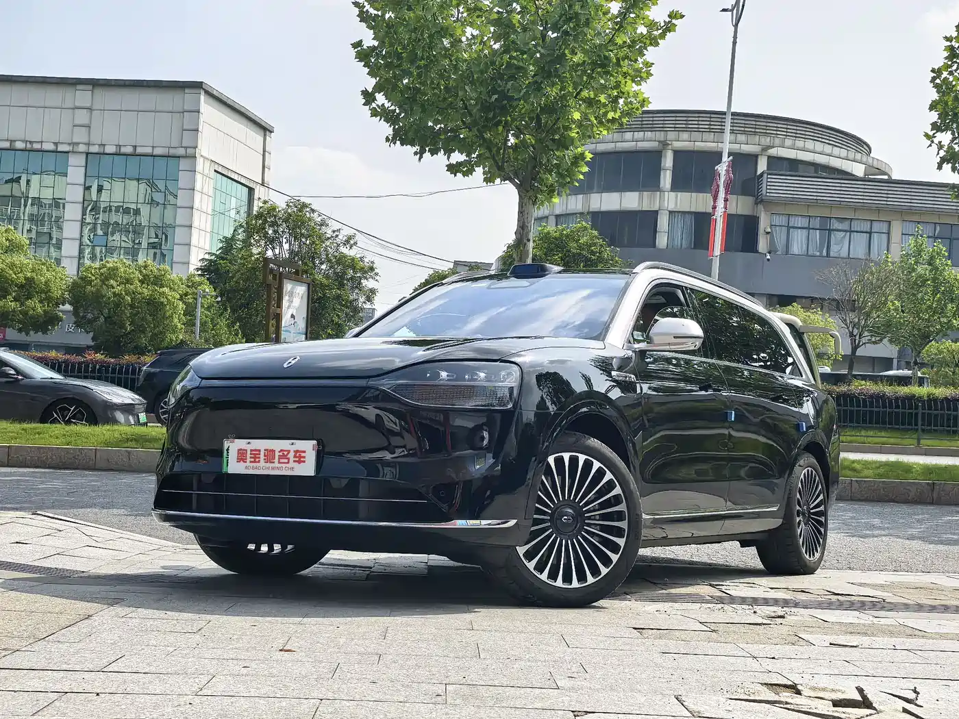 AITO Wenjie AITO M9 2025 Extended Range Ultra 52kWh 6-Seater