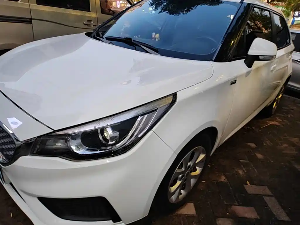 2018 MG 3