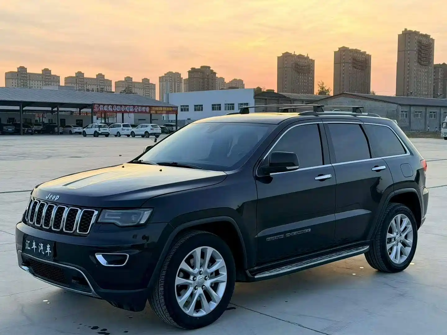 Фото 1 - Jeep Grand Cherokee (Import)