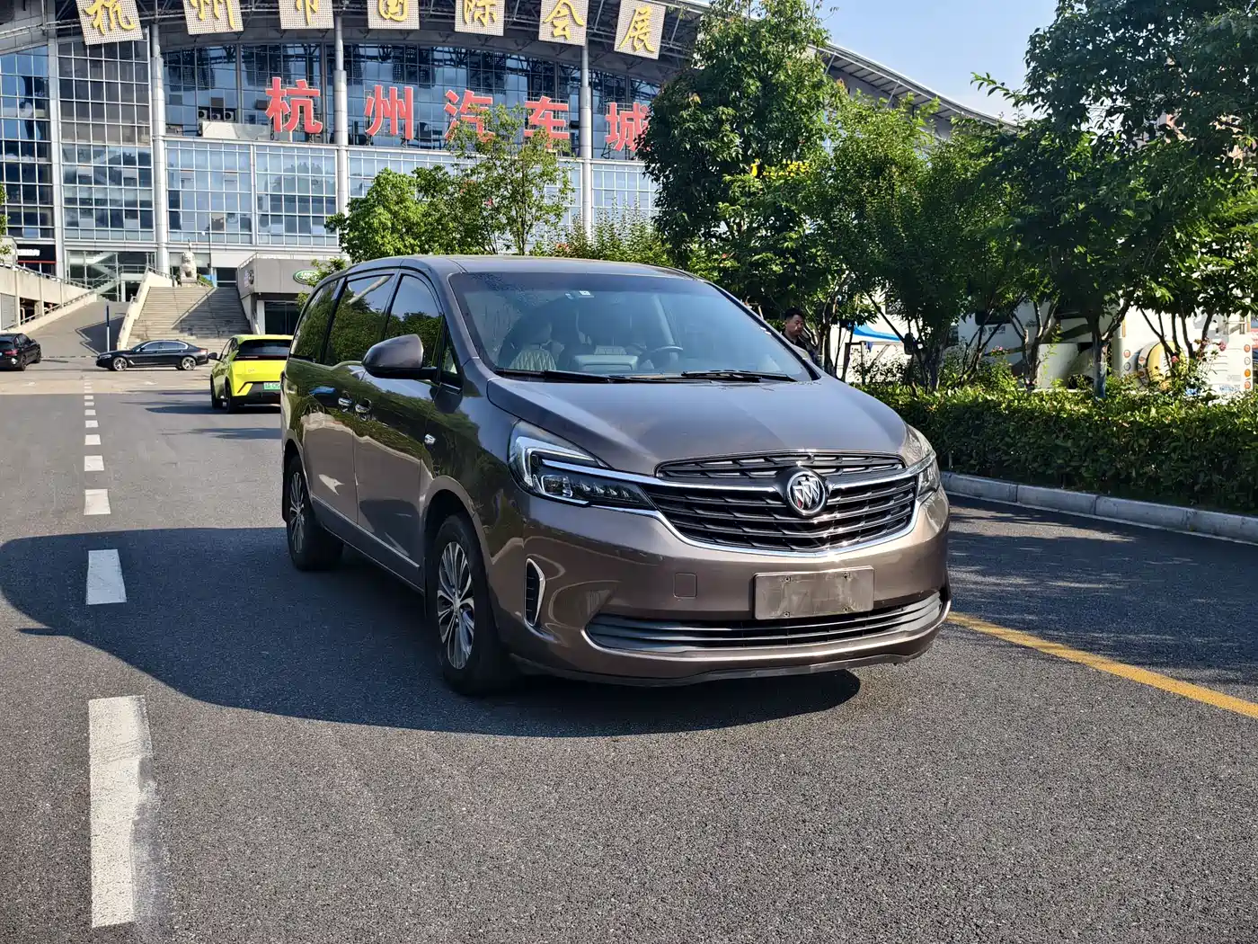 BUICK GL8
