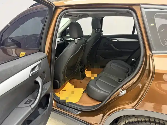 BMW X1 2016 sDrive18Li Premium Model фото 12
