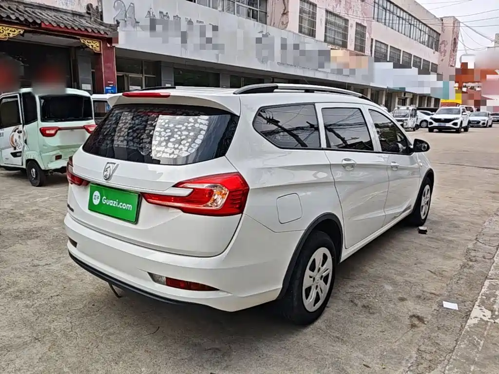 Baojun 310W 2020 2017 1.5L Manual Comfort China VI