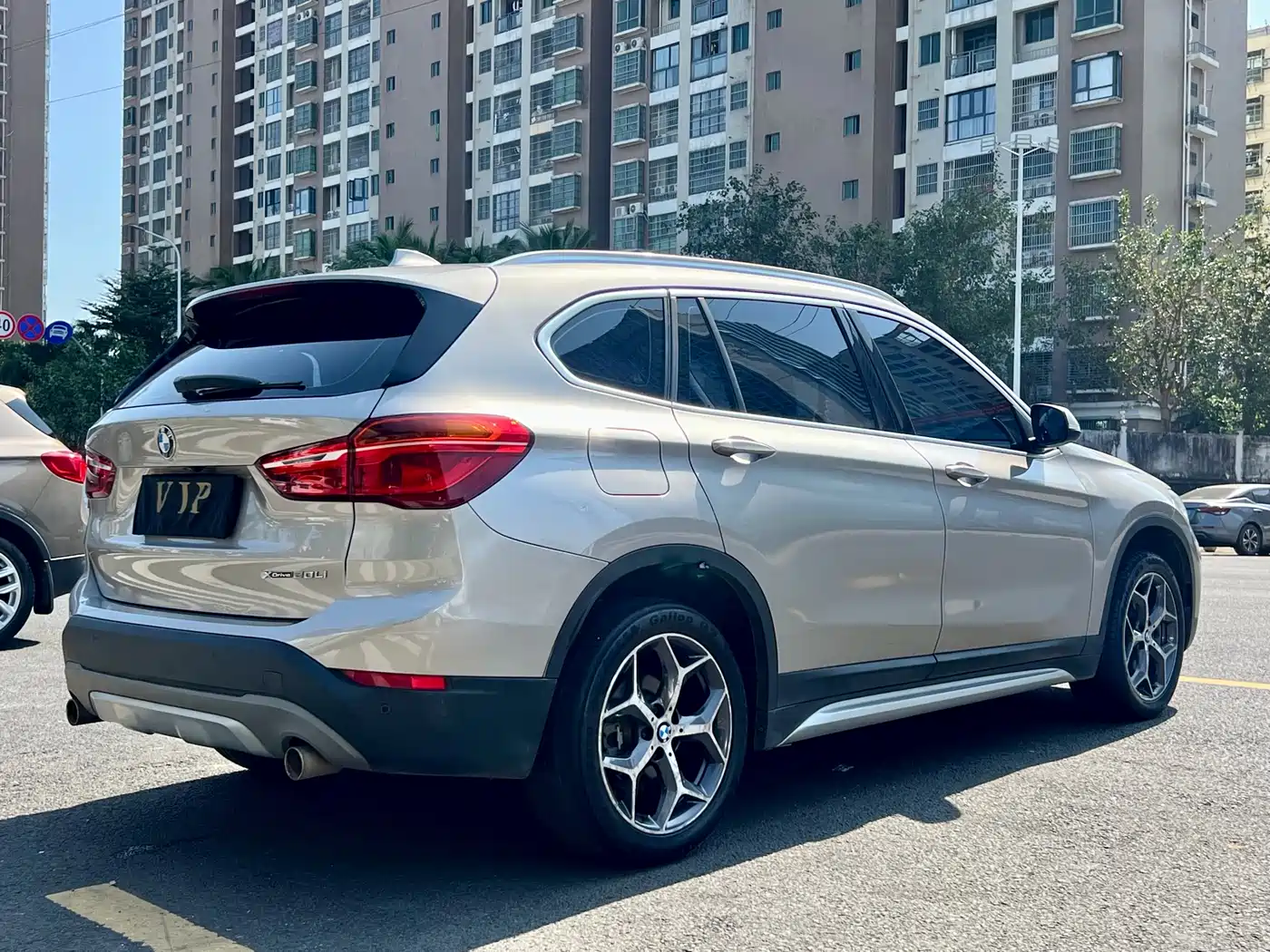 BMW X1 2019 xDrive20Li Luxury Model фото 9