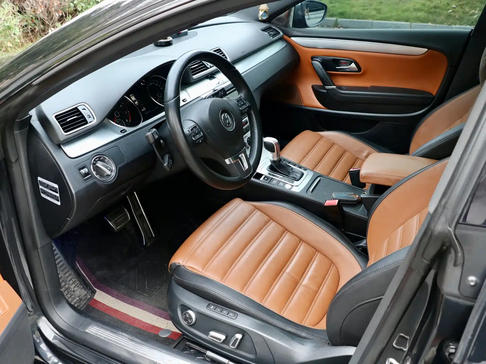 Photo 8 - Volkswagen CC