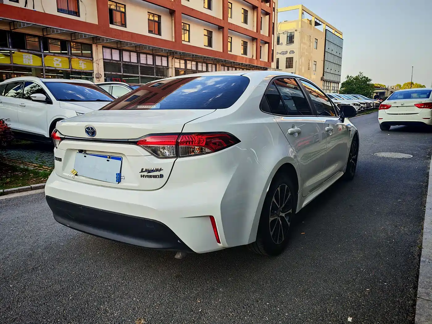 Toyota Levin 2024 Smart Hybrid 1.8L Leading Edition фото 9