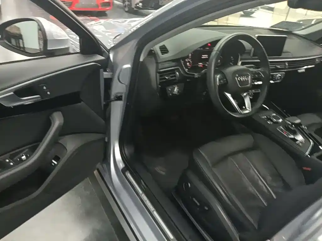 Audi A4 (Import) 2019 2019 45 TFSI allroad quattro Fashion