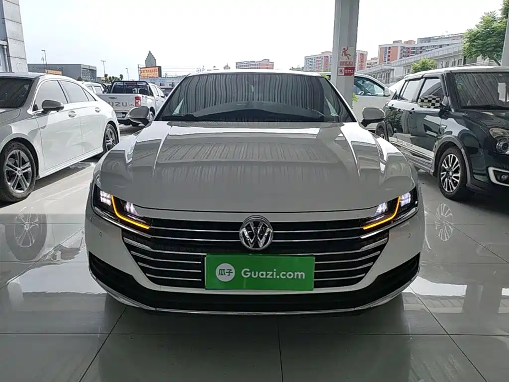 Volkswagen FAW-Volkswagen CC 2019 330TSI Charm Edition China VI фото 3