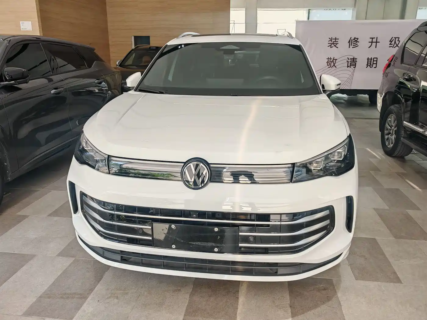 Volkswagen Tiguan L 2025 2024 PRO 330TSI 2WD Intelligent Leader Edition