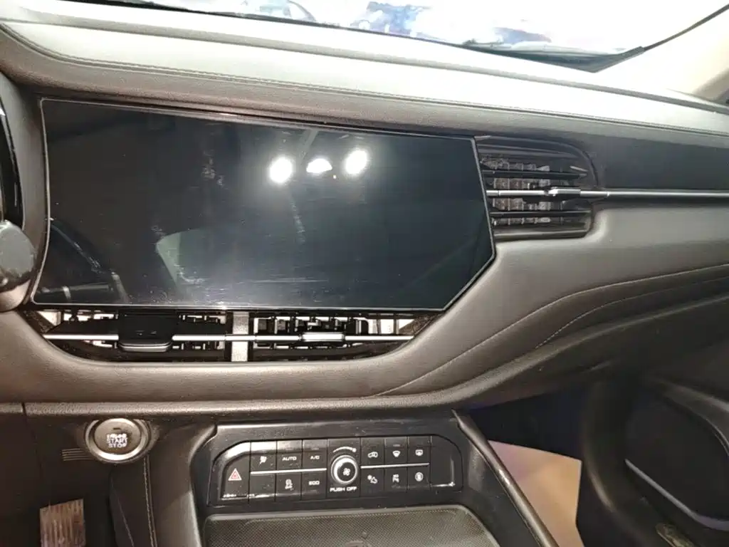 Фото 13 - Haval F7