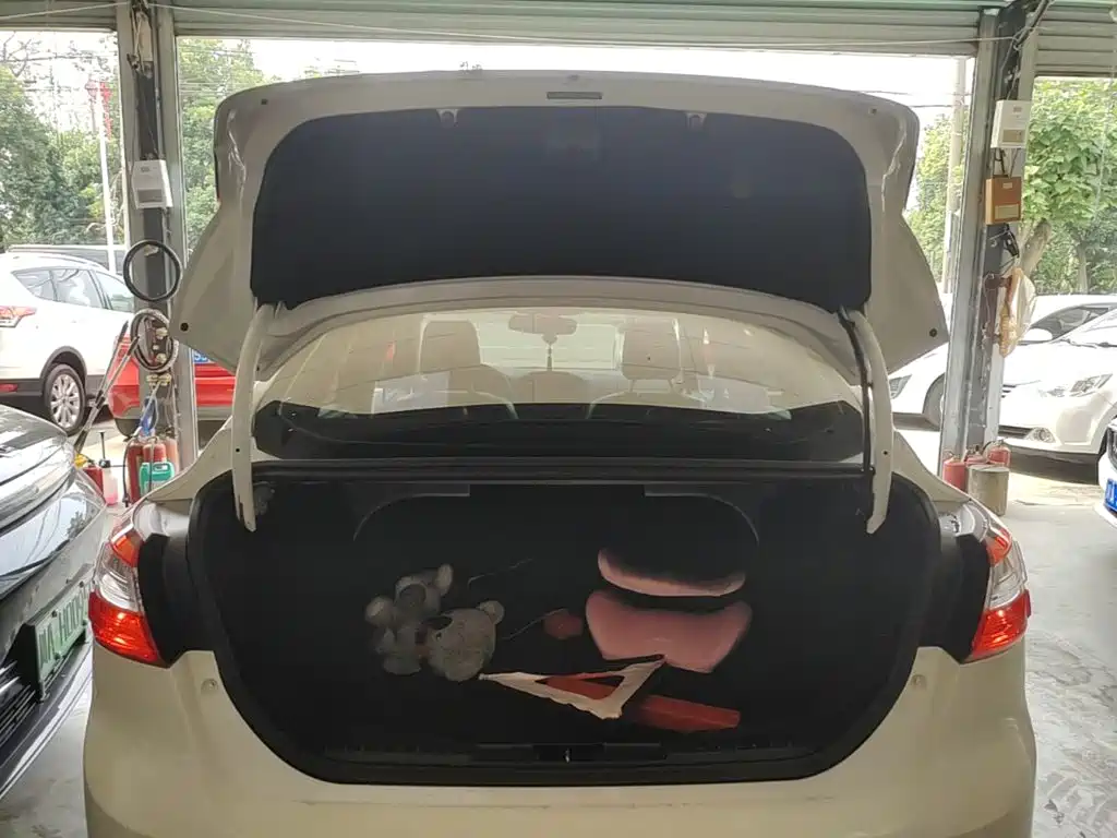 Ford Focus 2015 2012 Sedan 1.6L Automatic Trend