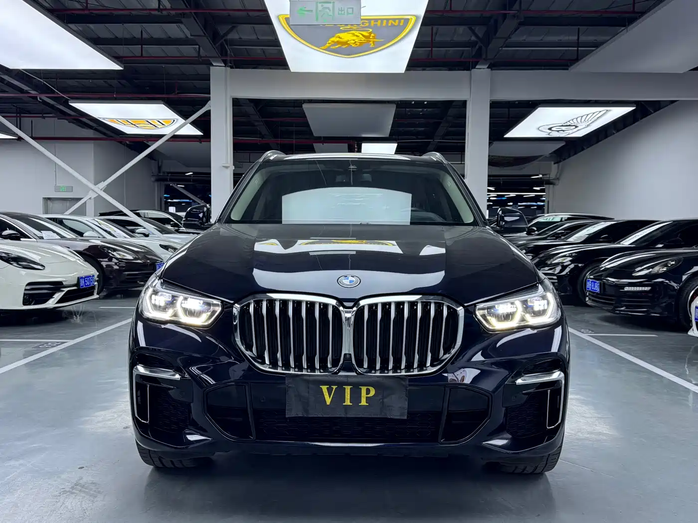 BMW X5 2022 xDrive 30Li M Sport Package фото 2