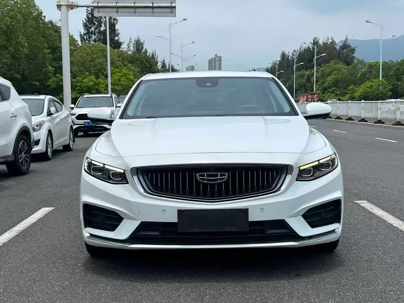 Photo 2 - Geely Preface