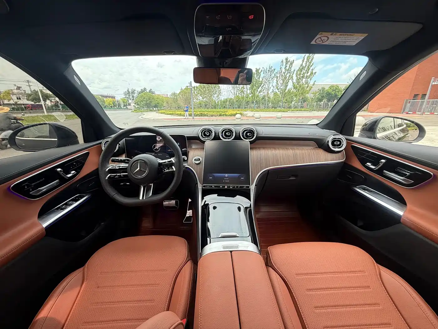 Mercedes-Benz GLC 2025 2025 GLC 300 L 4MATIC Dynamic 5-seater
