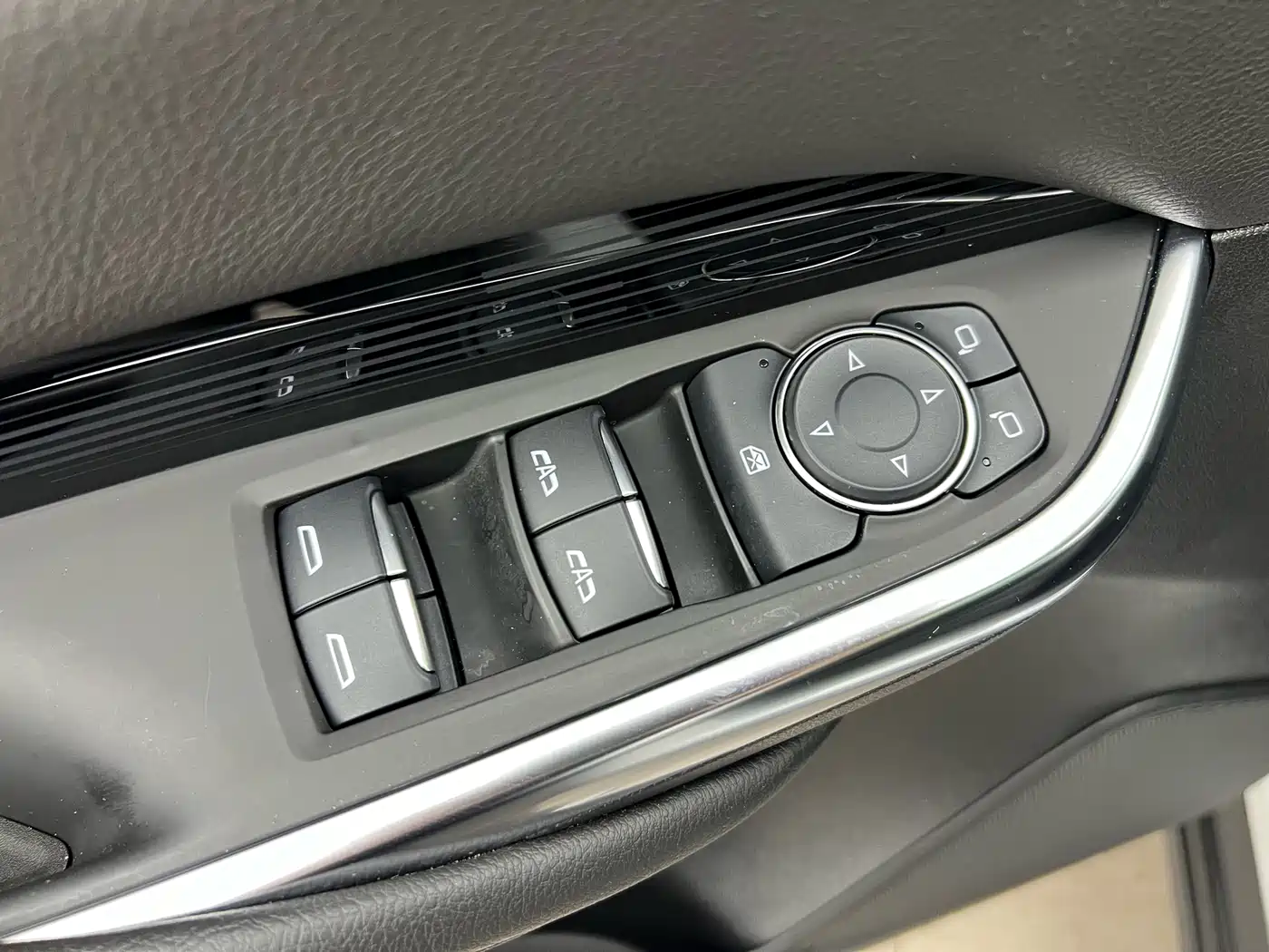 CADILLAC XT4