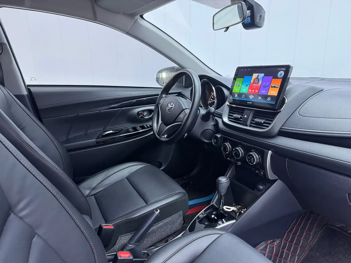 TOYOTA YARIS L ZHIXUAN