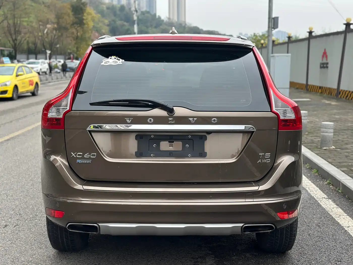 Фото 13 - Volvo XC60
