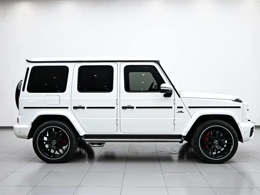 MERCEDES-BENZ G-CLASS