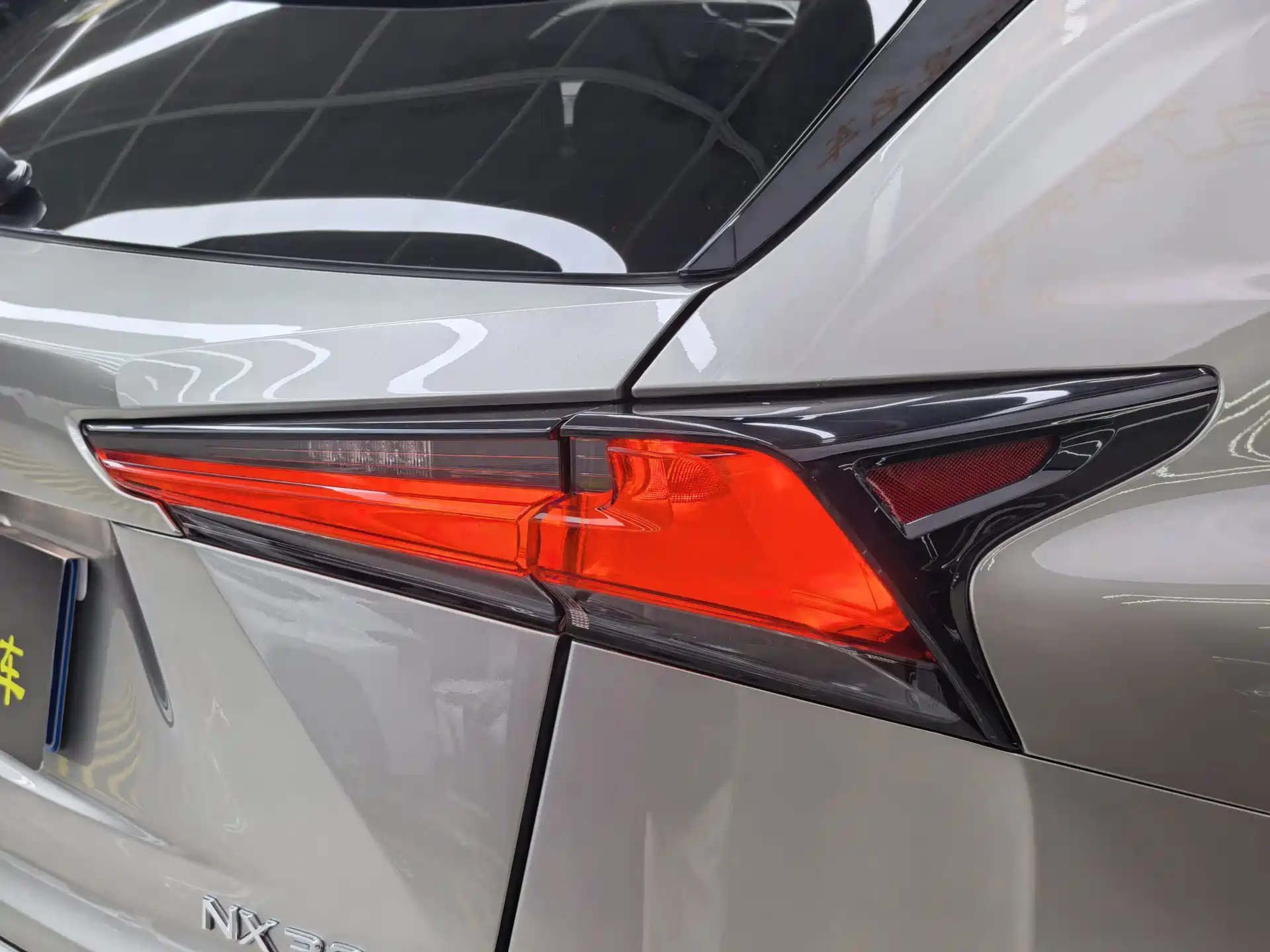 Фото 34 - Lexus NX
