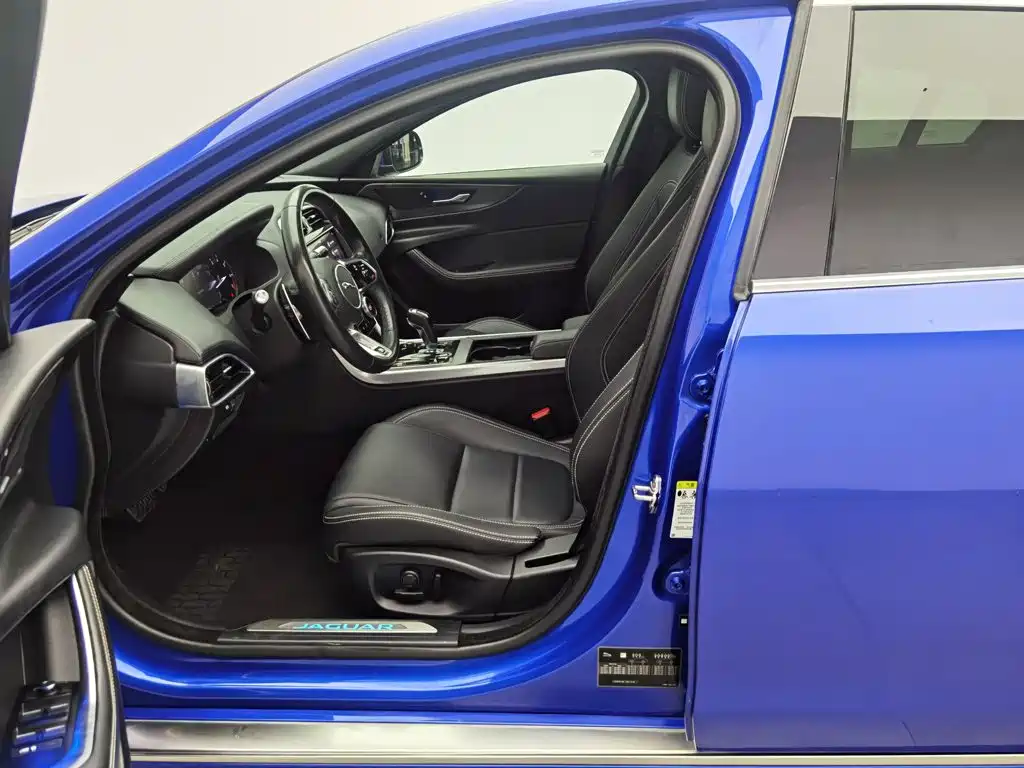 Jaguar XEL, миниатюра 10