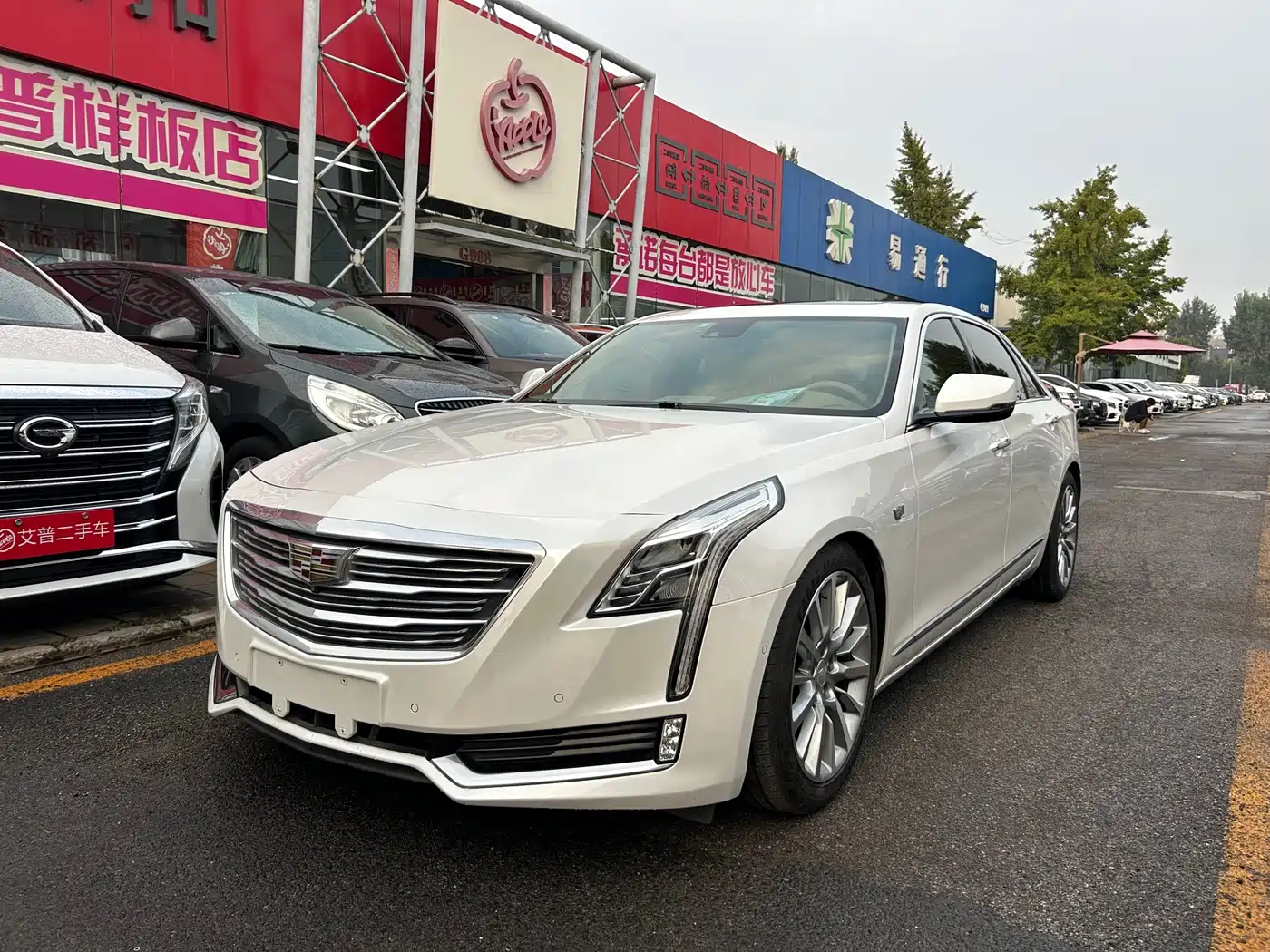 Фото 1 - Cadillac CT6
