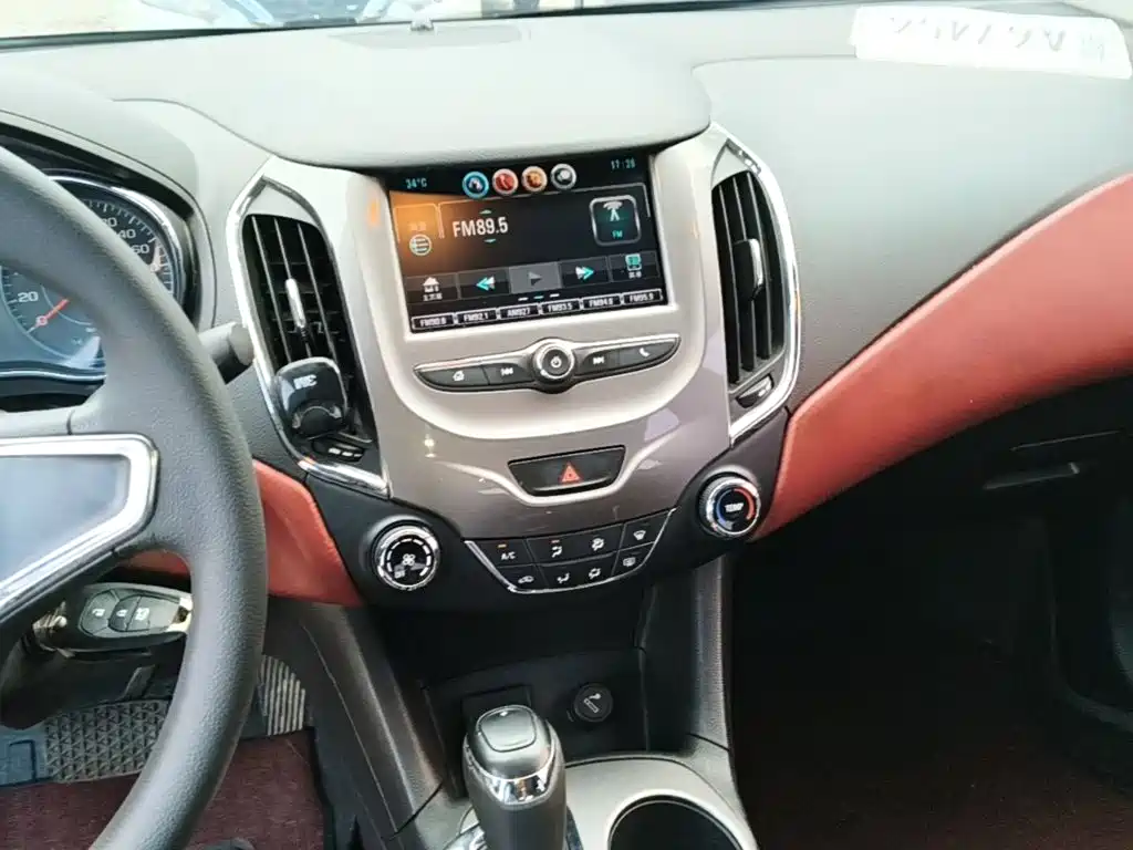 Chevrolet Cruze 2019 2018 Redline 320 Automatic Pioneer Edition